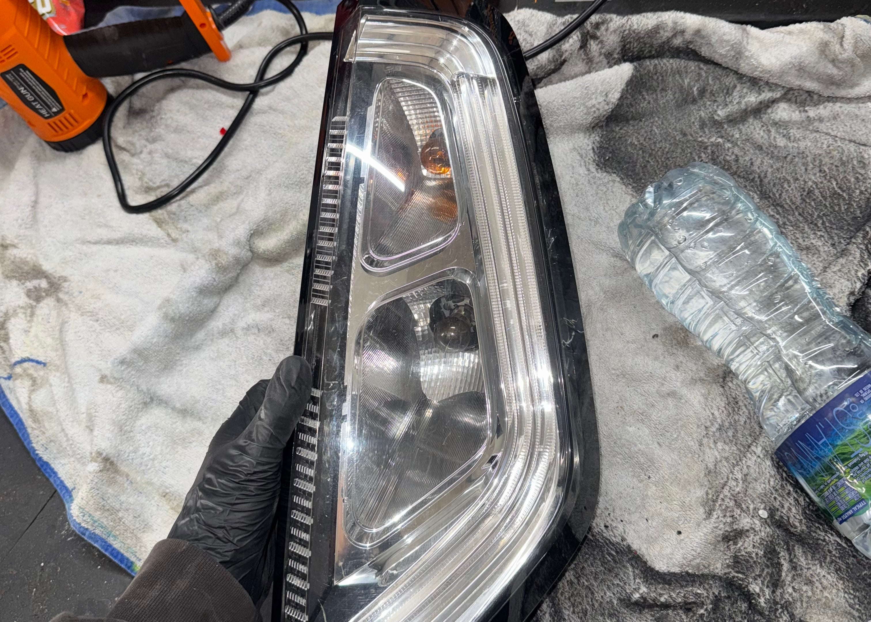 Clear Fiat/Abarth Punto EVO tail lights