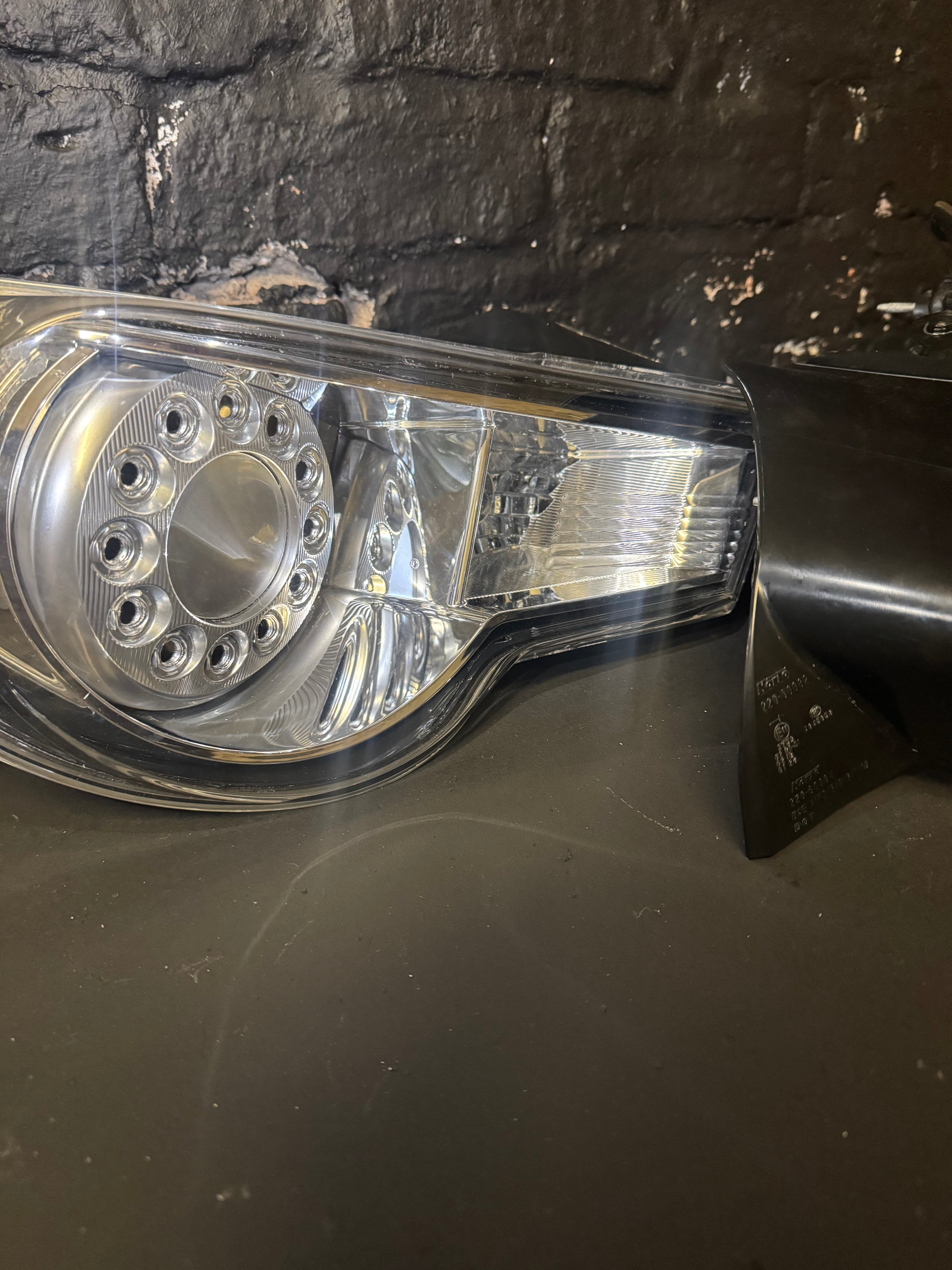 Toyota/Subaru BRZ/GT86 clear tail lights