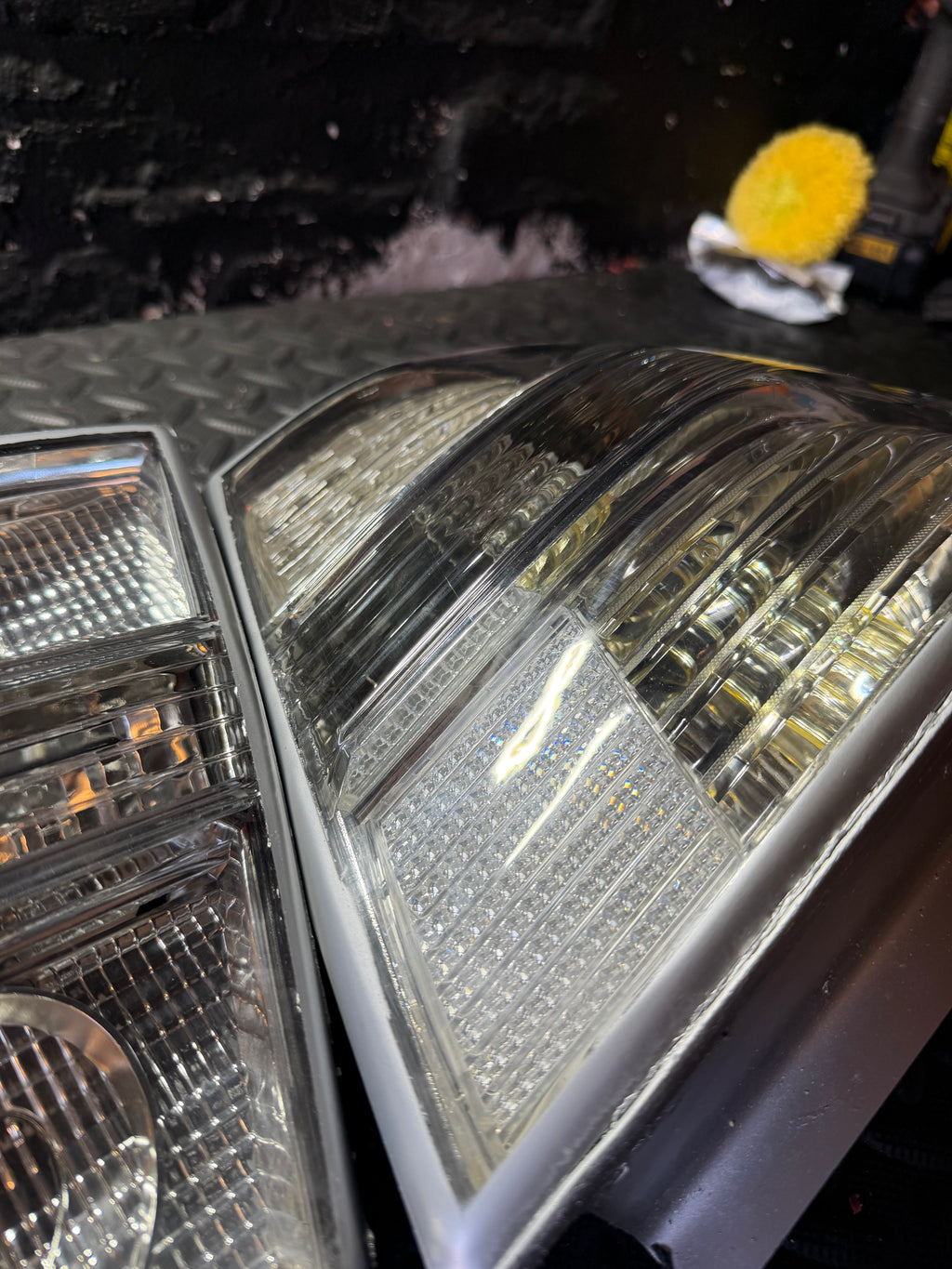 Lexus LS430 Clear Tail Lights (2001-2006)