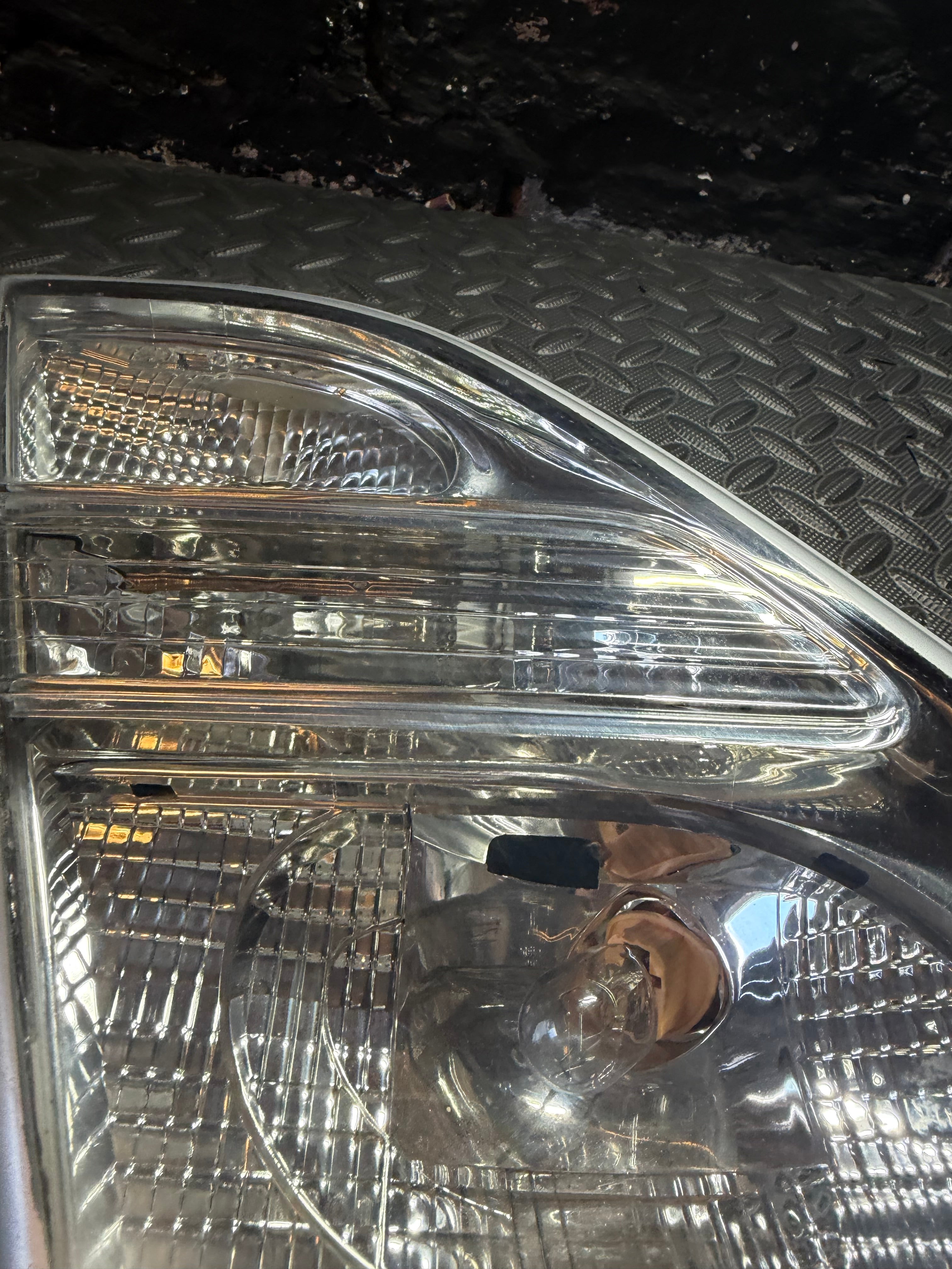 Lexus LS430 Clear Tail Lights (2001-2006)
